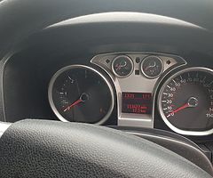 Ford Focus Titanium 2010 - Image 4/10