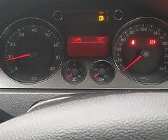 Passat 1.6 2006 - Image 8/10
