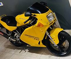 1993 Ducati 750 - Image 4/4