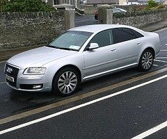 AUDI A 8