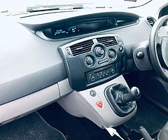 Renault - Image 4/5