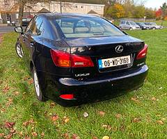Lexus IS220 - Image 4/6