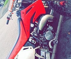 Any man around derrry sort back breaks on cr 85 the day or mara??