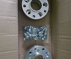 5x100 - 5x112 adapters