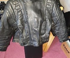 Leather jacket - Image 7/7