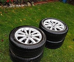 Tyres with aloys