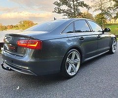 £8,250