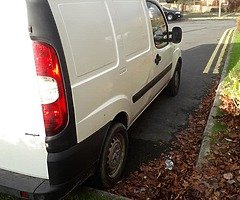 De vânzare van fiat doblo motor 1.3 Diesel an 2009 2 locuri vanu perfect pt lucru consum mic - Image 6/9