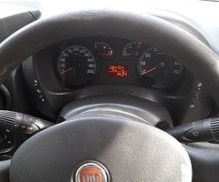 De vânzare van fiat doblo motor 1.3 Diesel an 2009 2 locuri vanu perfect pt lucru consum mic - Image 9/9