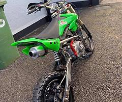 £456