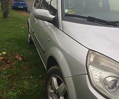 07 Renault scenic1.416vsport - Image 4/9