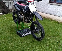 £620