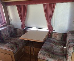 Compass Kensington 500 - 5 Berth Caravan - Image 5/10