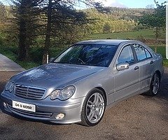 €900