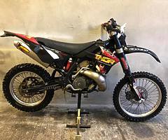 £1,995
