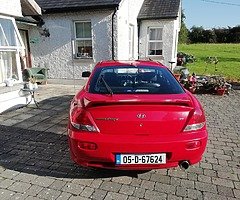 €800