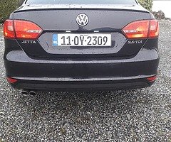 €8,950