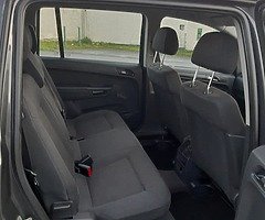 Opel Zafira - Image 8/9