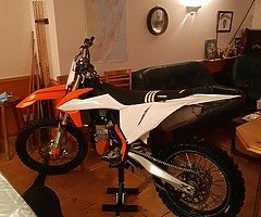 £1,234