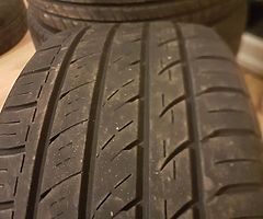 235/45R18 - Image 3/4
