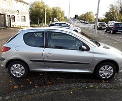 Clean car for affordable price - Image 5/9