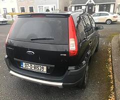 €650