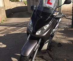 Vendo XMAX 125cc 08