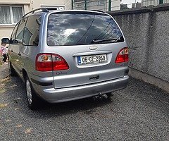 €750