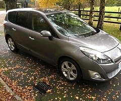 2011 automatic Renault scenic 7 seater ⭐️⭐️⭐️HIGH SPEC - Image 5/8