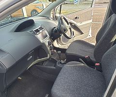 2010 Silver Toyota (Yaris) Vitz Automatic 1 litre Petrol - Image 8/9