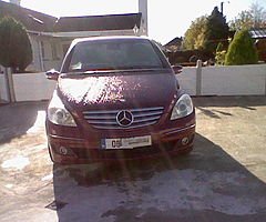€3,200