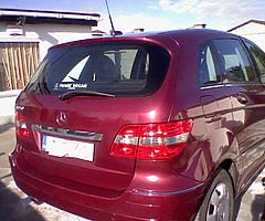 €3,200
