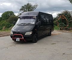 €3,500