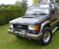 £1,000