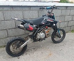 €600