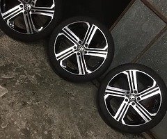 €395 - Image 3/5