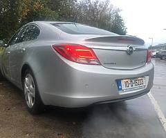 €3,000