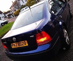 £950