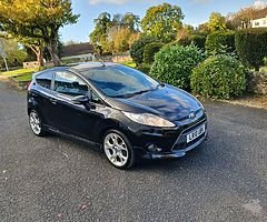 £2,495