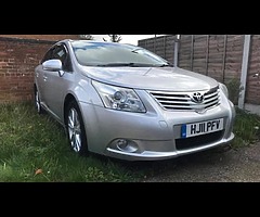 Toyota avensis estate d4d 80000 miles
