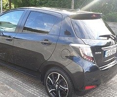 2013 Toyota Yaris Automatic HYBRID - Image 7/8