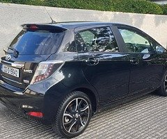 2013 Toyota Yaris Automatic HYBRID - Image 8/8