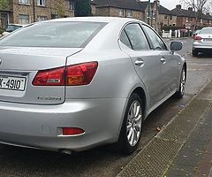 LEXUS IS 220D 2007 - Image 5/8