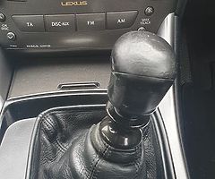 LEXUS IS 220D 2007 - Image 6/8