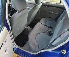 Nissan Micra automatic 2002 - Image 5/8