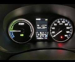 Mitsubishi Outlander 2014 PHEV2.0 PLUG IN HYBRID - Image 9/10