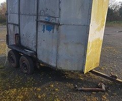 Horse box - Image 5/7