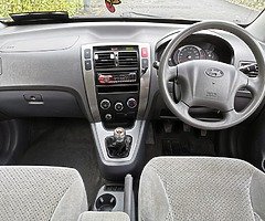 2006 Hyundai Tucson - Image 7/10