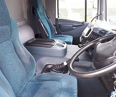 2006 DAF CF 65 FA 4X2 26 FOOT BOX BODY - Image 7/10