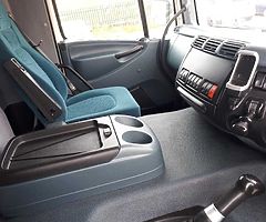 2006 DAF CF 65 FA 4X2 26 FOOT BOX BODY - Image 9/10